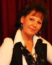 Mária Adorjáni